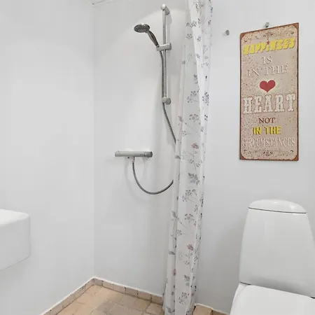 Apartment Ljubinka - 5m From The Sea By Interhome *
