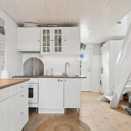 Ljubinka - 5m From The Sea By Interhome